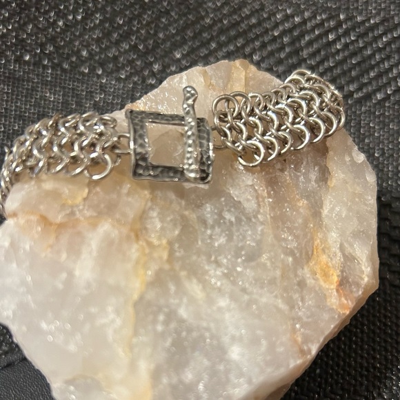 One of a kind Vintage Chainmail bracelet! - Picture 4 of 7